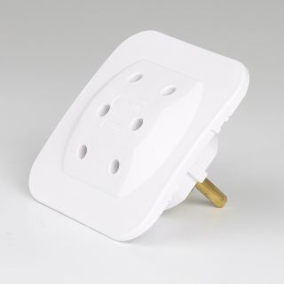 Kopp Schutzkontaktstecker Adapter 3-fach, superflach, weiß