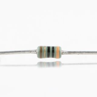 30 Ohm 0.5W 1% Widerstand